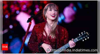 Is Taylor Swift dropping major news ahead of AMAs?