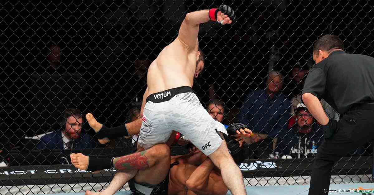 UFC 318: Surging middleweights collide on Dustin Poirier vs. Max Holloway 3 fight card