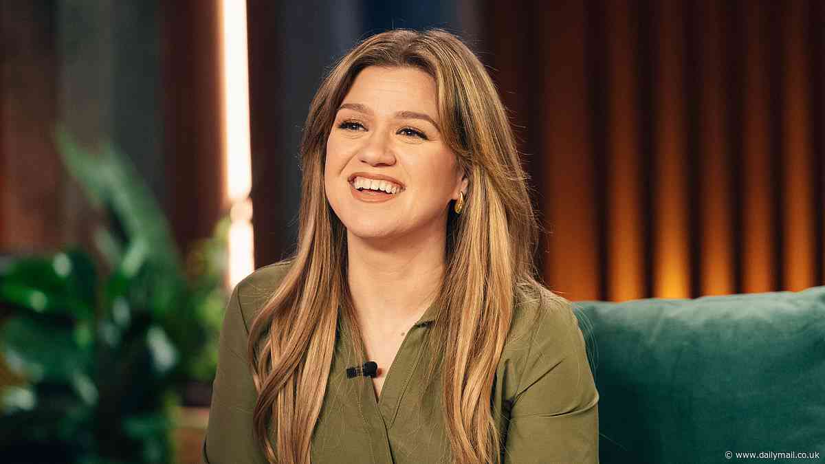 'Ungrateful' Kelly Clarkson leaves colleagues 'heartbroken' after fight with HR over her weight loss