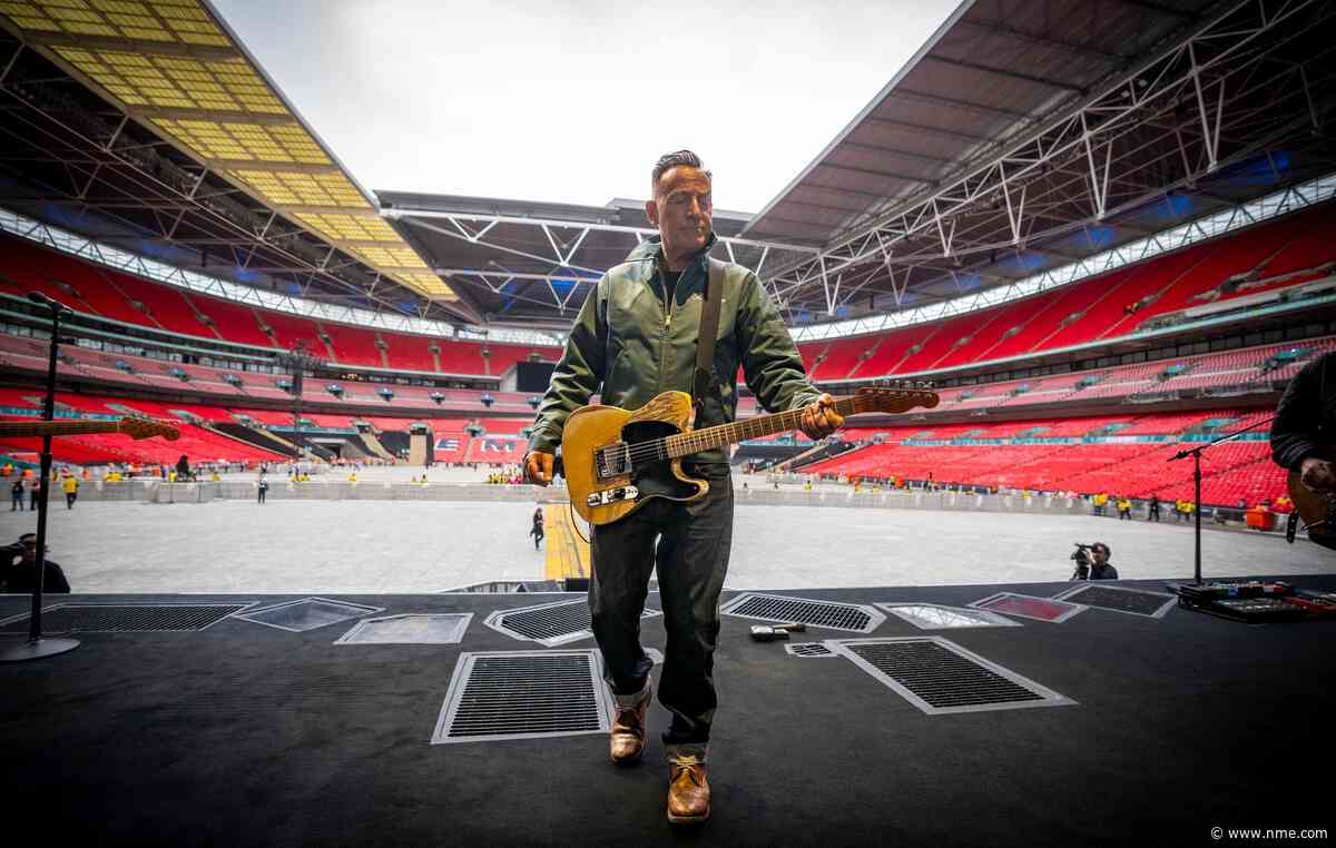 Bruce Springsteen unleashes scathing rant against Donald Trump’s “treasonous administration” at UK tour kickoff in Manchester: “Raise your voices against authoritarianism”