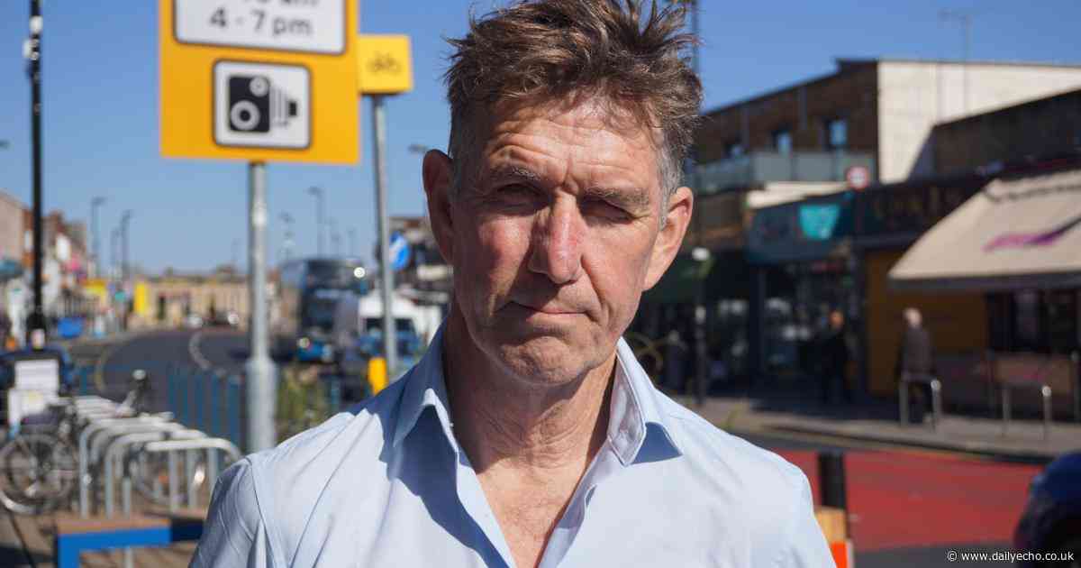 Councillor behind bus gate says 'I’m not intending to resign' after U-turn