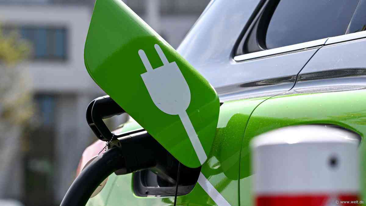 Große Mehrheit der Privatleute meidet beim Neuwagenkauf E-Autos