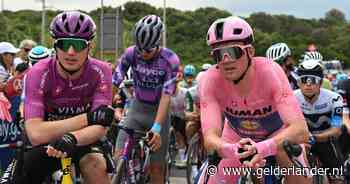 Voorbeschouwing etappe 6 | Kansen voor Nederlandse topsprinters in Napels, of toch weer Mads Pedersen?