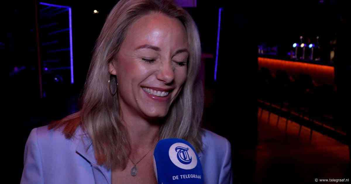 Jorna (38) schreef boek over non-monogamie: ‘Date met z’n vieren gehad’
