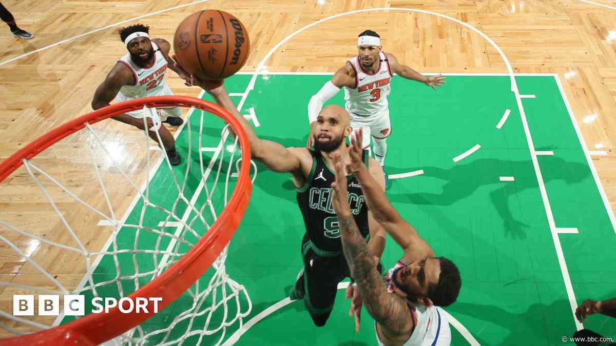 Celtics beat Knicks to keep play-off hopes alive