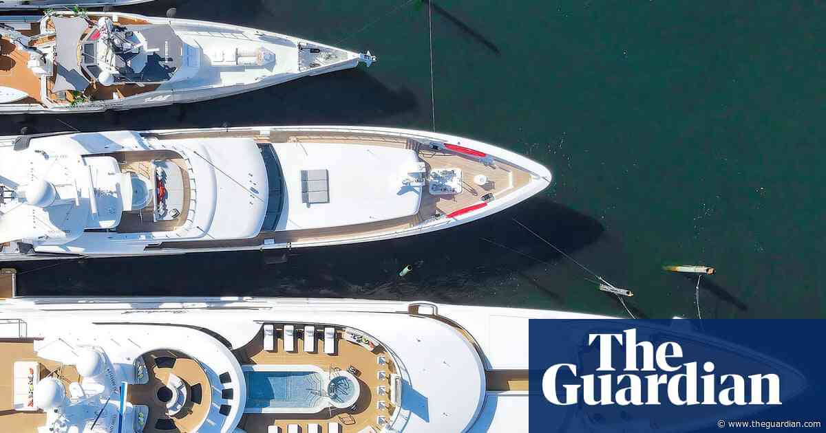 MP to launch bill to target superyachts, private jets and fossil fuel producers
