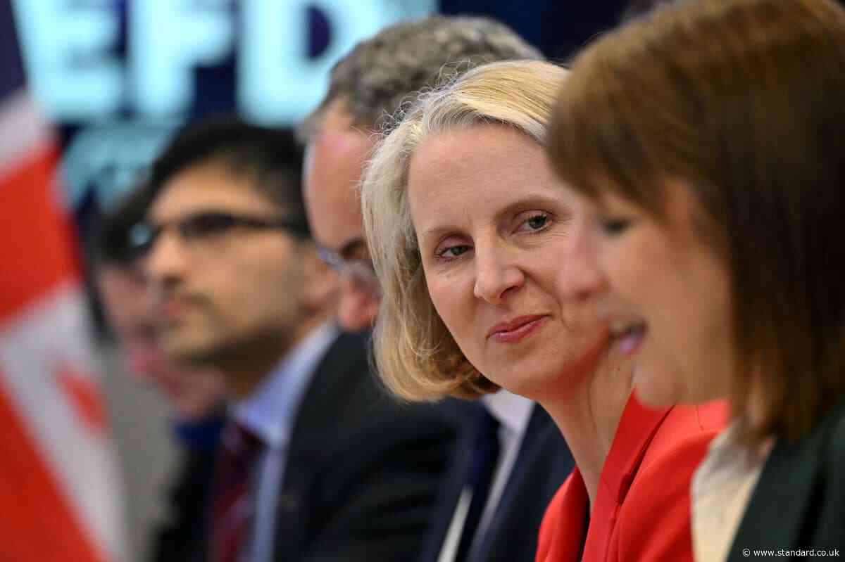 'We’ll make you feel better off,' says Treasury minister Emma Reynolds as 0.7% GDP growth fastest in G7