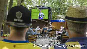 Diese Kneipen zeigen das Eintracht-Spiel am Sonntag in Braunschweig
