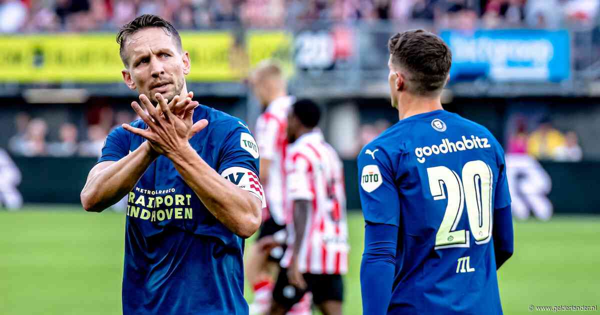 Spoiler: Ajax lijkt kansloos voor titel, PSV verliest vrijwel nooit op het Kasteel