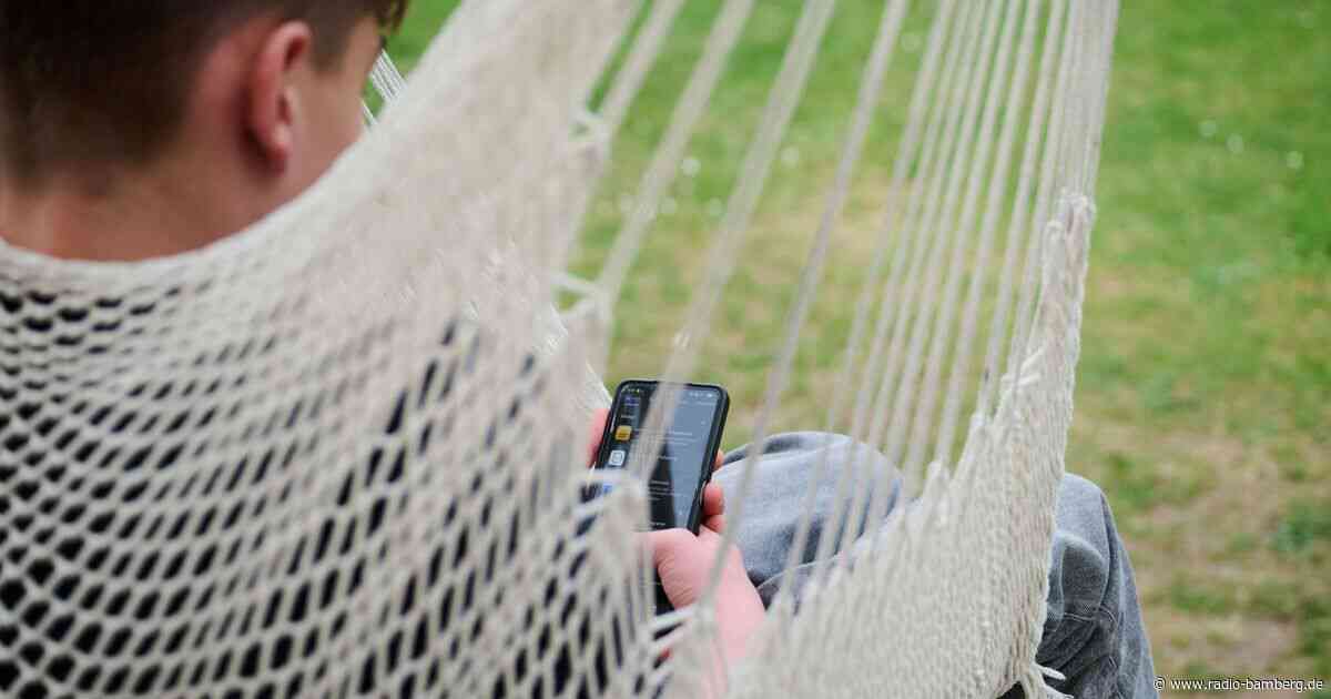 Deutsche 15-Jährige sind besonders oft am Bildschirm