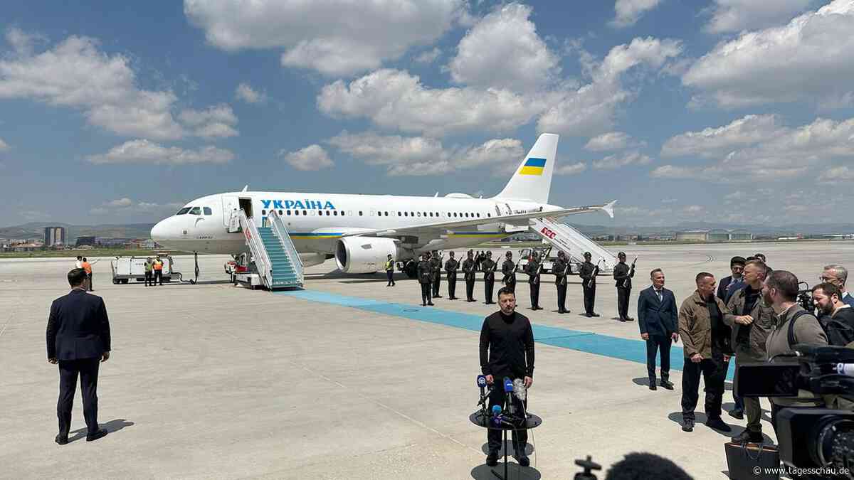 Ukraine-Liveblog: ++ Selenskyj in Ankara eingetroffen ++