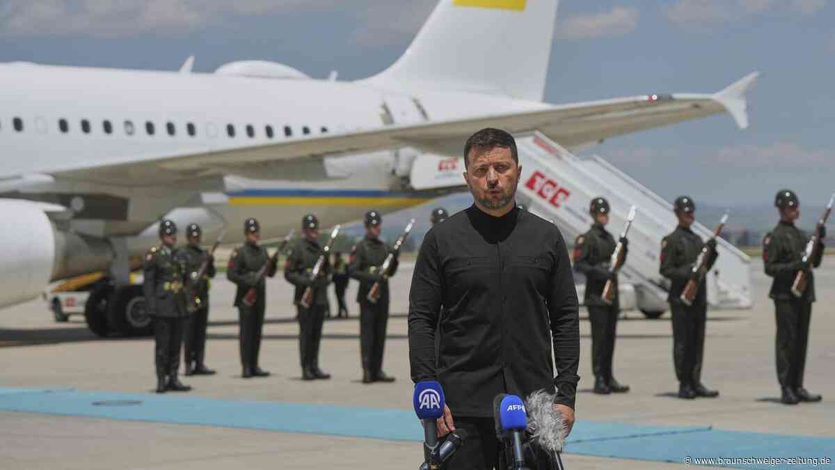 Selenskyj in Ankara eingetroffen – Trump mit Hintertür-Manöver