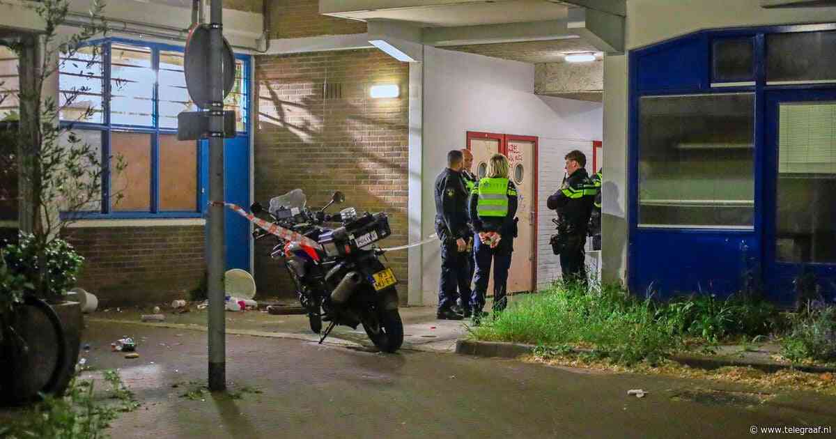 Inbreker (22) aangehouden na wurgpoging bewoonster in Amsterdam: ’Ontzettend geschrokken’