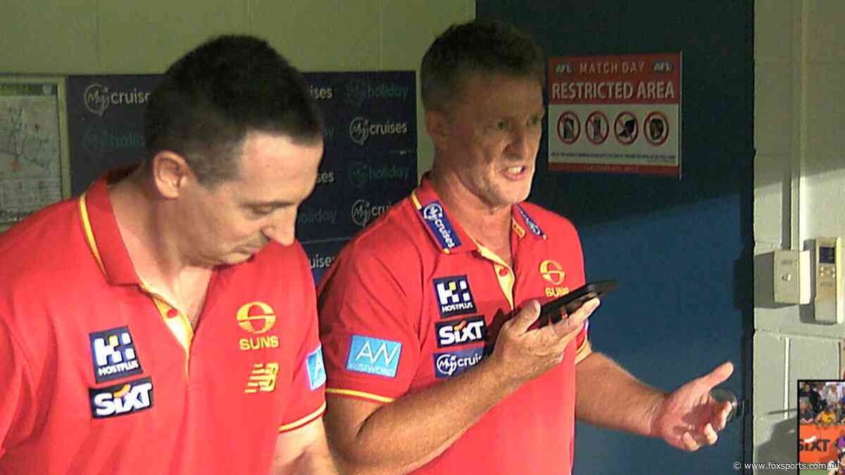 ‘Not happy’: Tech issue forces Suns coach to grab mobile phone to speak to players  - LIVE