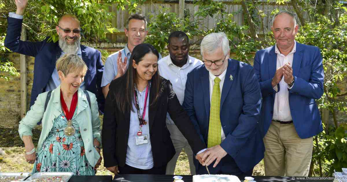 Official opening of state-of-the-art £10 million NHS hospital in Eltham