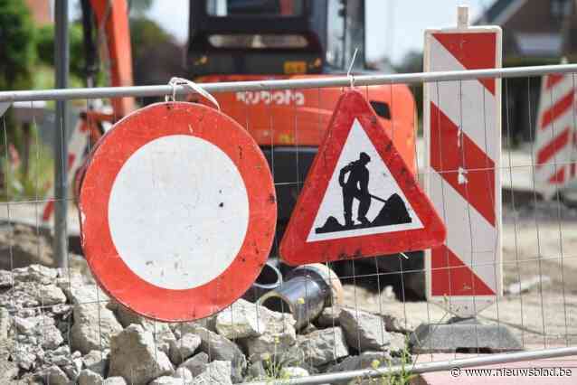 Afslagstrook Heilig Hartlaan week lang afgesloten door herstellingswerken aan middenberm