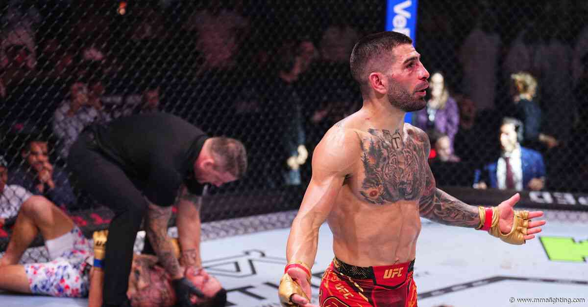 Ilia Topuria opens as massive favorite over Charles Oliveira in vacant title fight at UFC 317