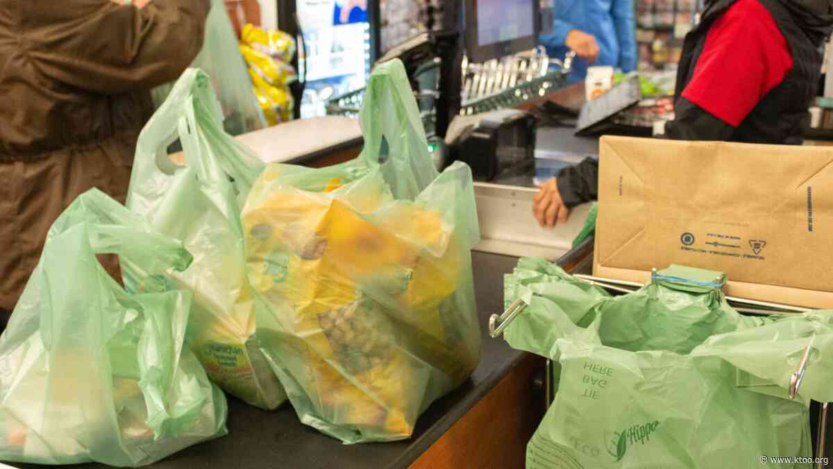 Alaska gives food stamp recipients’ personal information to federal officials