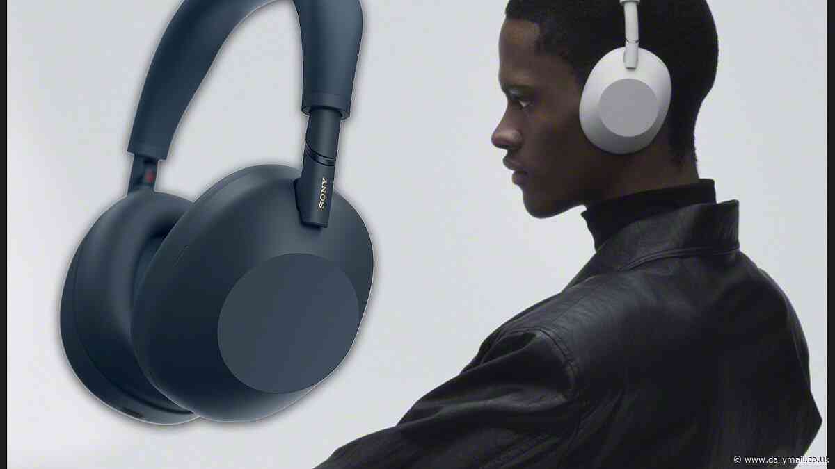 Reviewed: Sony's latest WH-1000XM6 headphones deliver booming bass and a battery life that lasts 30 hours