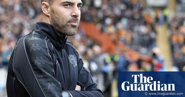 Hull sack head coach Rubén Sellés despite avoiding drop