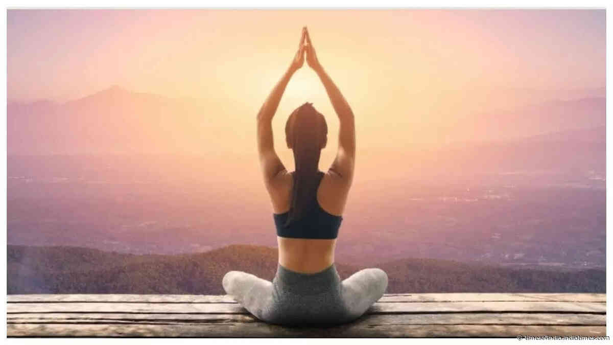 5 Yoga poses that can help reduce belly fat