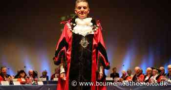 Former mayor raises concerns to council over uncut grass