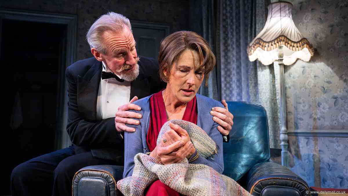 PATRICK MARMION reviews The Deep Blue Sea at the Theatre Royal: Tale of romantic regret hidden by veil of primness