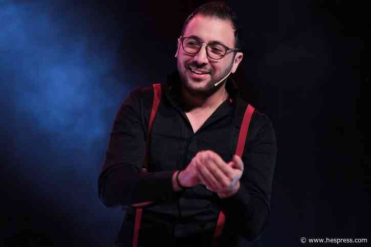 إيكو يقدم كوميديا "الحب" بإيطاليا
