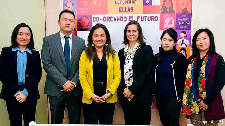 Embajada destacó rol de la mujer en las relaciones diplomáticas entre China y Chile