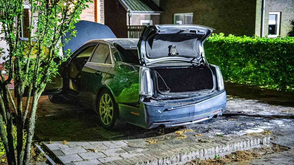112-nieuws: Auto crasht en komt onderaan talud tot stilstand