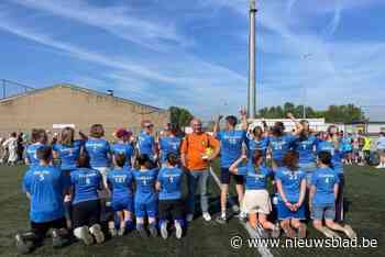 Meester Stefaan viert zijn pensioen... met fluiten van voetbalmatch: “We missen hem nu al”
