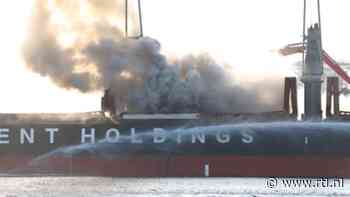 Brand op schip zorgt voor overlast in Amsterdam