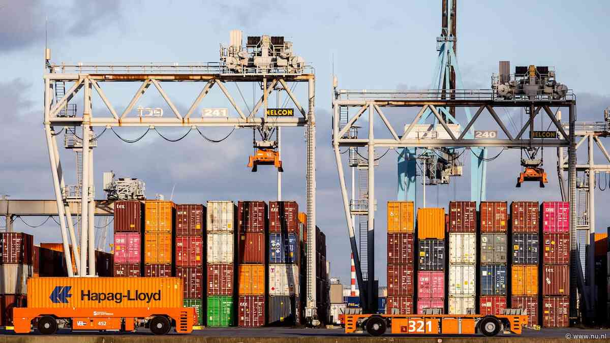 Nederlandse uitvoer van goederen steeg in maart opnieuw