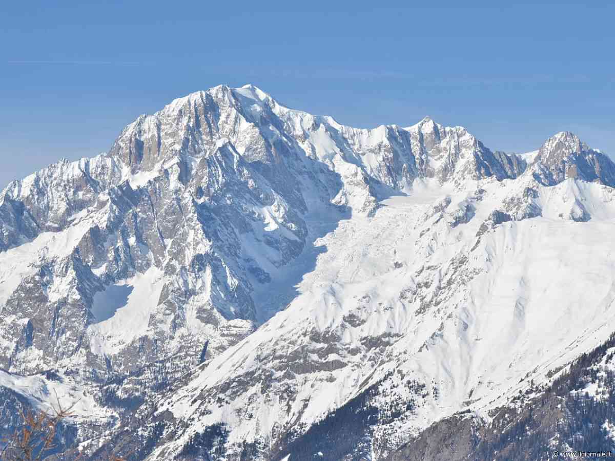 Tragedia sul Monte Bianco, morto uno scialpinista piemontese
