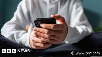 New helpline to tackle youth mental health crisis