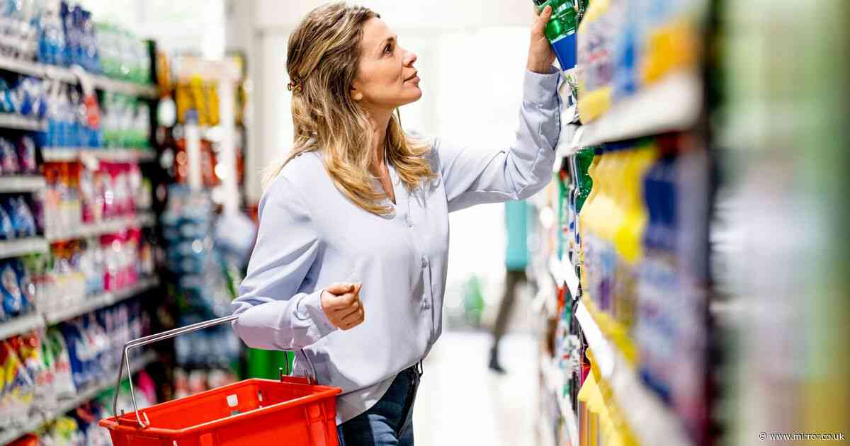 Home Bargains shopper 'gasps' after spotting £15 decor interior design fans love