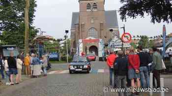 Zo’n 250 oldtimers palmen Kerkplaats in voor 13de Wuustwezelse Oldtimer Meeting op zondag 18 mei