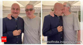 Robert De Niro showers hugs and kisses on Anupam Kher at Cannes