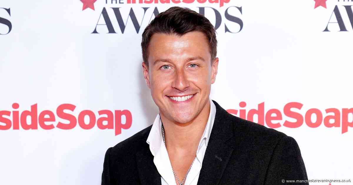 Coronation Street star told he's 'so cute' as he makes 'lucky admission after fan demand