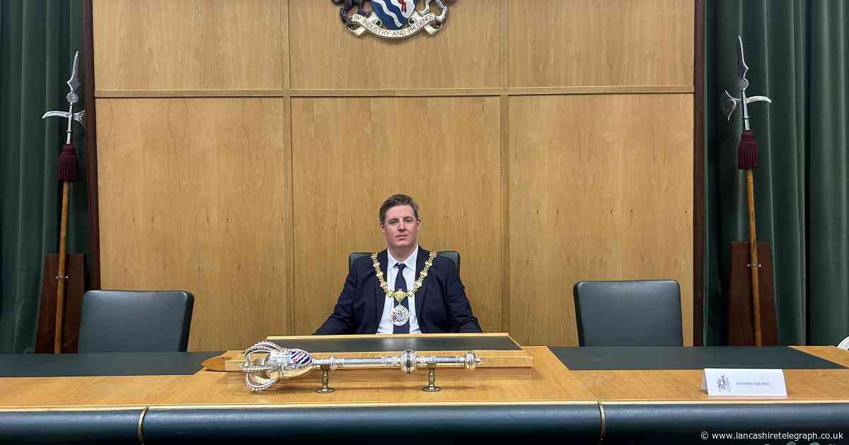 Borough installs 31-year-old councillor as new Mayor