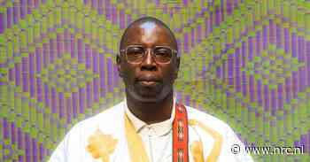 Vieux Farka Touré wil Mali’s legendarische blues redden: „Soms met rock, soms reggae, maar ik blijf altijd in mijn wereld”