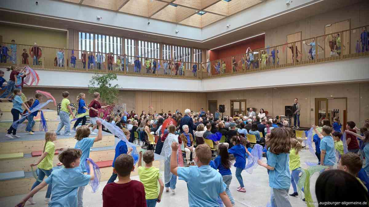 Eine bunter und fröhlicher Auftakt für die Grundschule Burlafingen