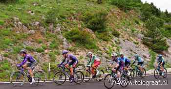 LIVE Giro d’Italia: Gijs Leemreize nog altijd met zes mederenners aan kop; dubbelslag voor Paul Double