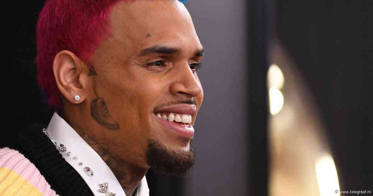 Chris Brown blijft minstens maand in voorarrest wegens mishandelingszaak