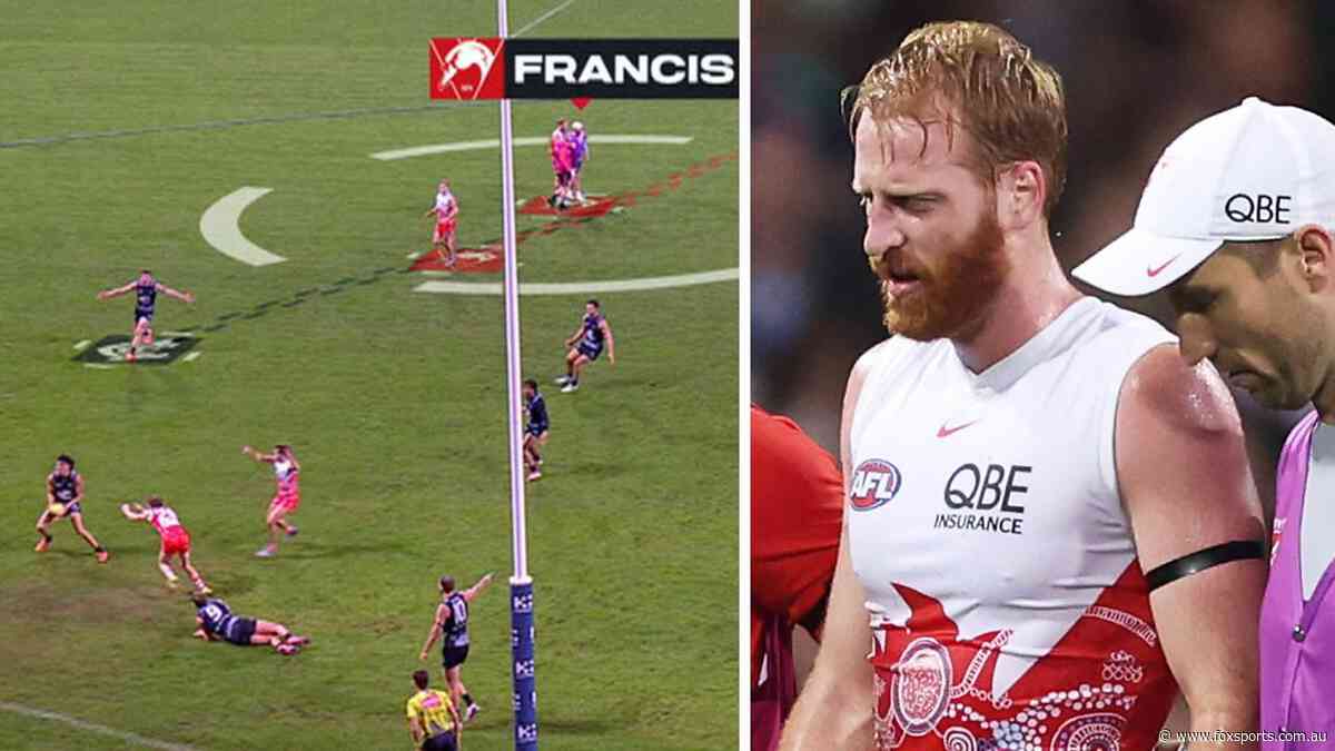 ‘Blow the whistle’: Umps’ baffling 85-second lapse as AFL ‘fiasco’ rears head just eight days later