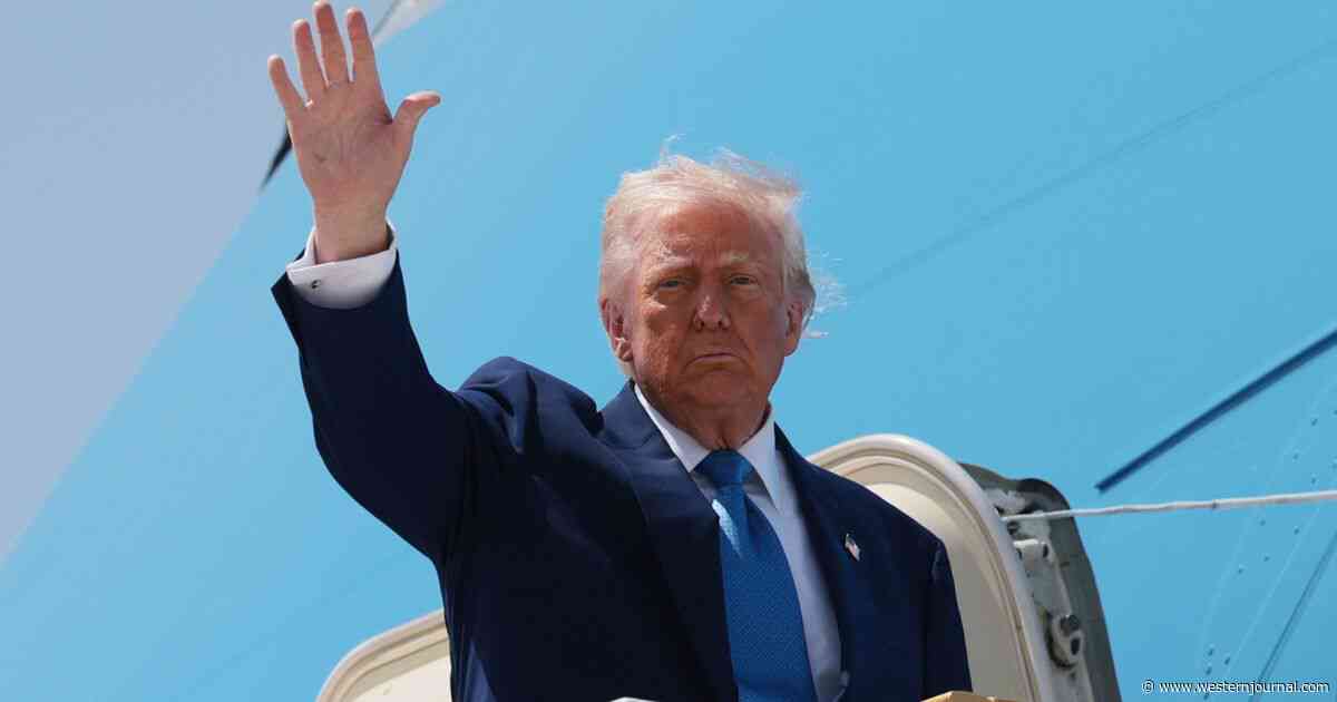Biden Admin Alumni Reluctantly Admit They're 'Awed' by What Trump Just Did in the Middle East