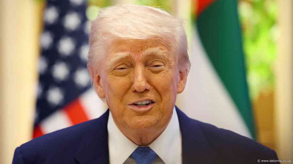 Trump bizarrely claims he's the reason why Taylor Swift is 'no longer hot'