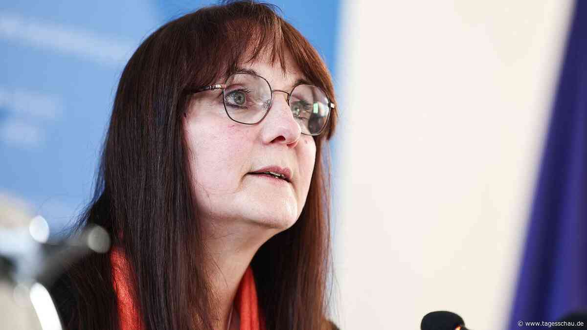 Brandenburger Innenministerin Lange tritt zurück