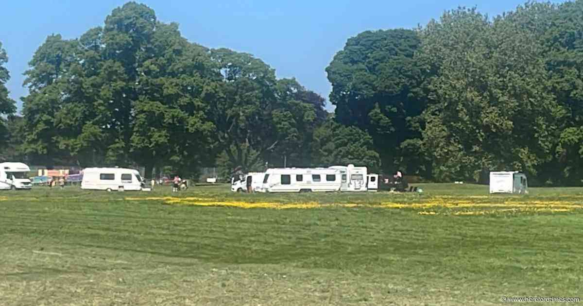 Travellers told to move on as council issues legal notice