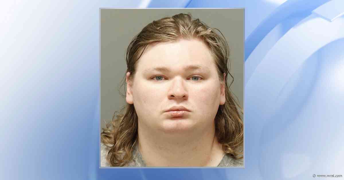 'Too many predators:' Michigan teen found in Raleigh hotel with man she met on Snapchat